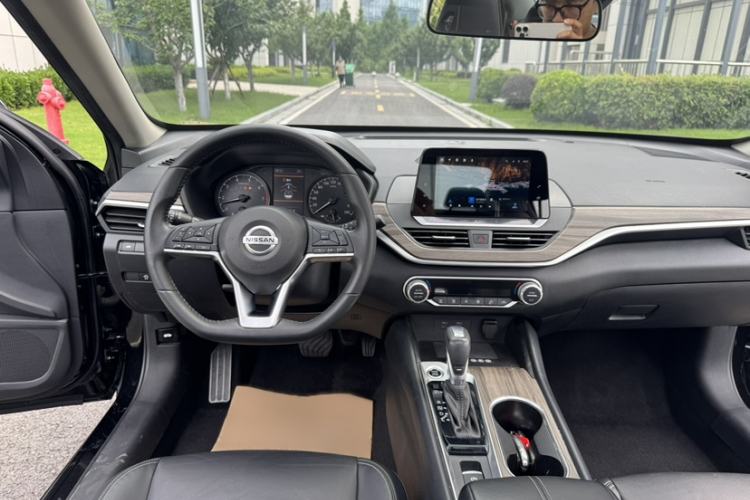 Used Nissan Teana 2021 2.0L XL Comfort Edition Interior 7