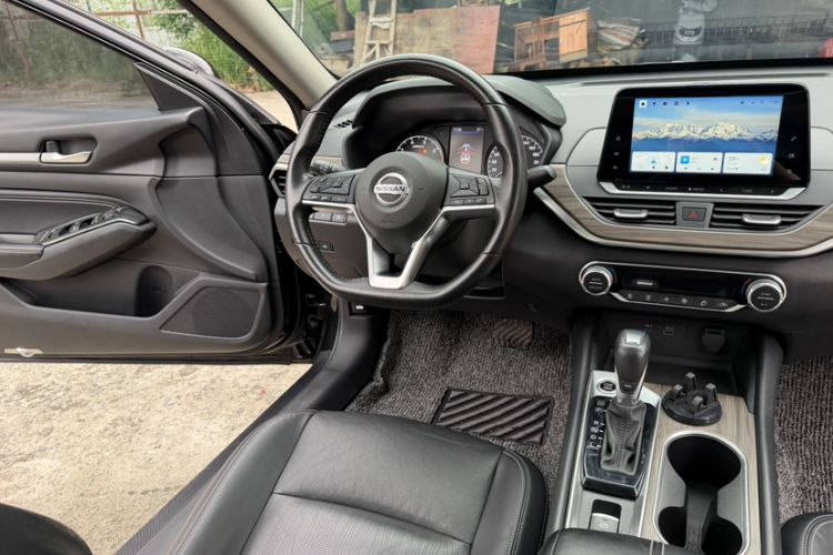 Used Nissan Teana 2021 2.0L XL Comfort Edition Interior 7