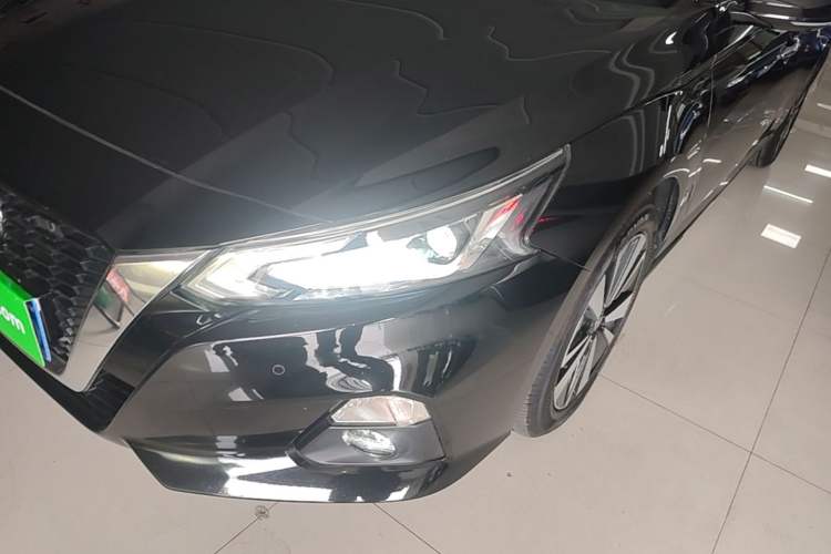 Used Nissan Teana 2021 2.0L XL Upper AD1 Smart Drive & Navigation Edition Left Front Headlight