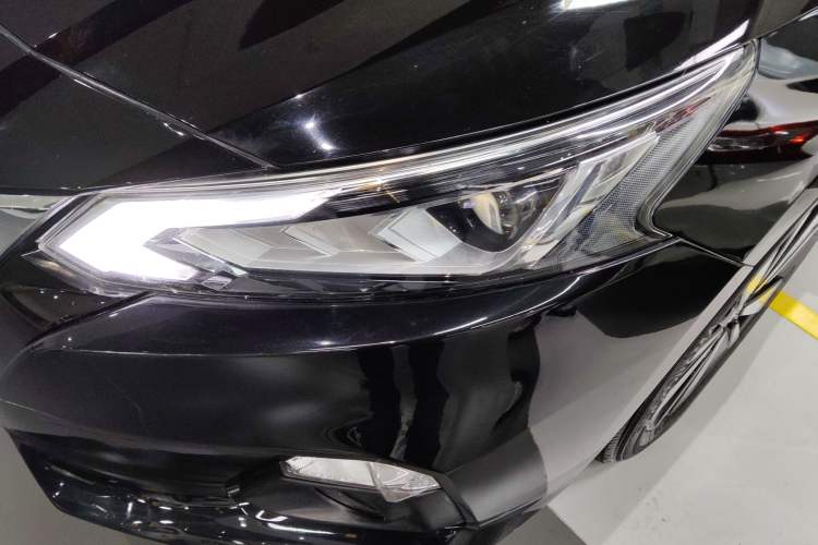 Used Nissan Teana 2021 2.0L XL Comfort Edition Left Front Headlight