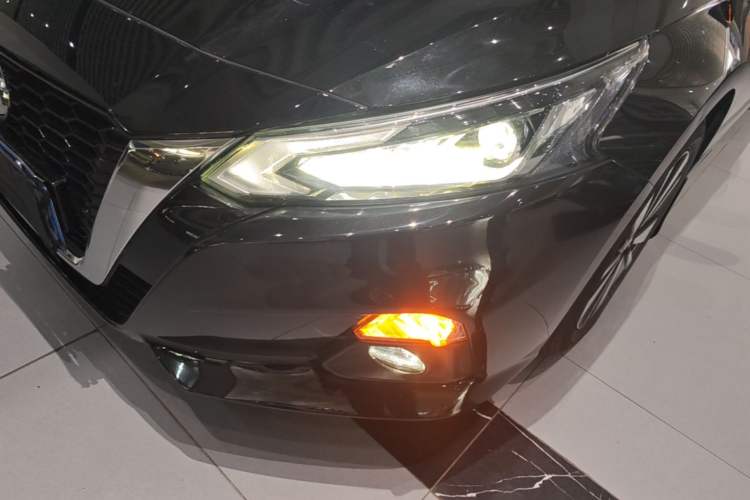Used Nissan Teana 2021 2.0L XL Comfort Edition Left Front Headlight