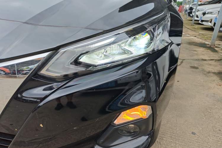 Used Nissan Teana 2021 2.0L XL Comfort Edition Left Front Headlight