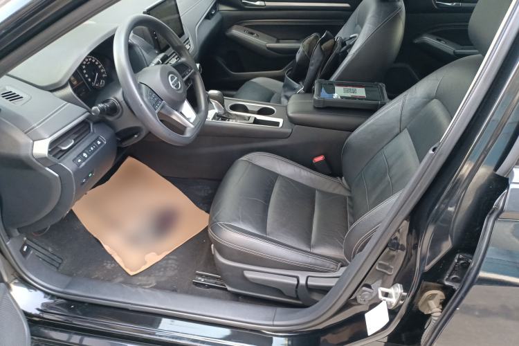 Used Nissan Teana 2021 2.0L XE Exclusive Edition Left Front Seat