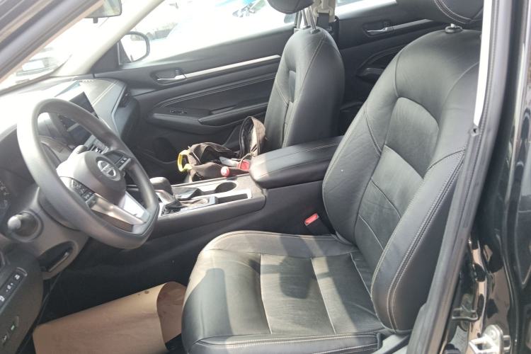 Used Nissan Teana 2021 2.0L XE Exclusive Edition Left Front Seat