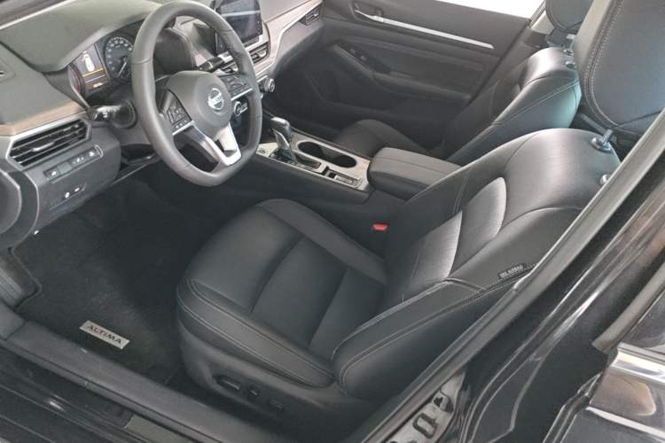 Used Nissan Teana 2021 2.0L XL Comfort Edition Left Front Seat
