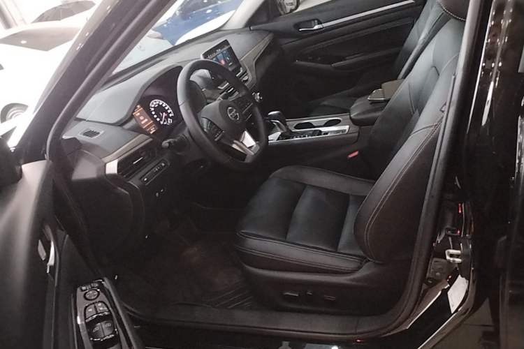 Used Nissan Teana 2021 2.0L XL Comfort Edition Left Front Seat