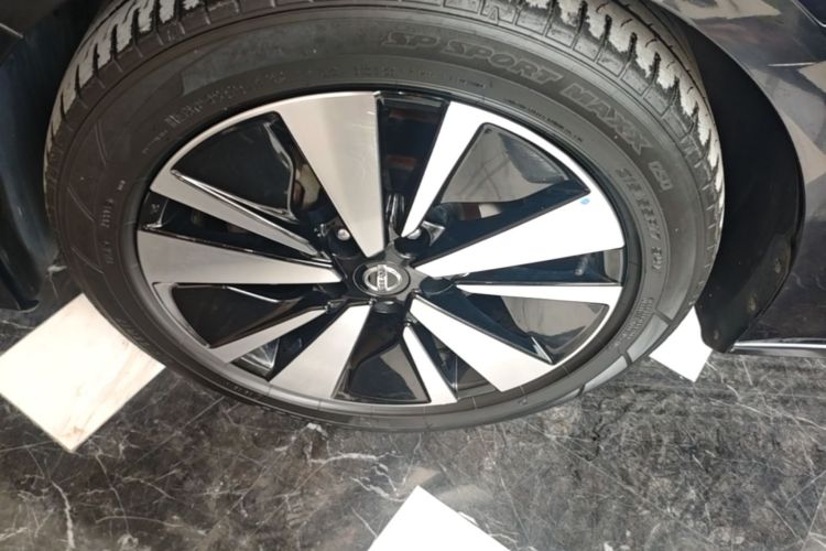 Used Nissan Teana 2021 2.0L XL Comfort Edition Left Front Wheel Hub