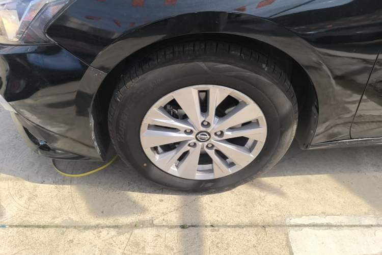 Used Nissan Teana 2021 2.0L XE Exclusive Edition Left Front Wheel Hub