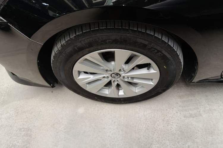 Used Nissan Teana 2021 2.0L XE Fashion Edition Left Front Wheel Hub