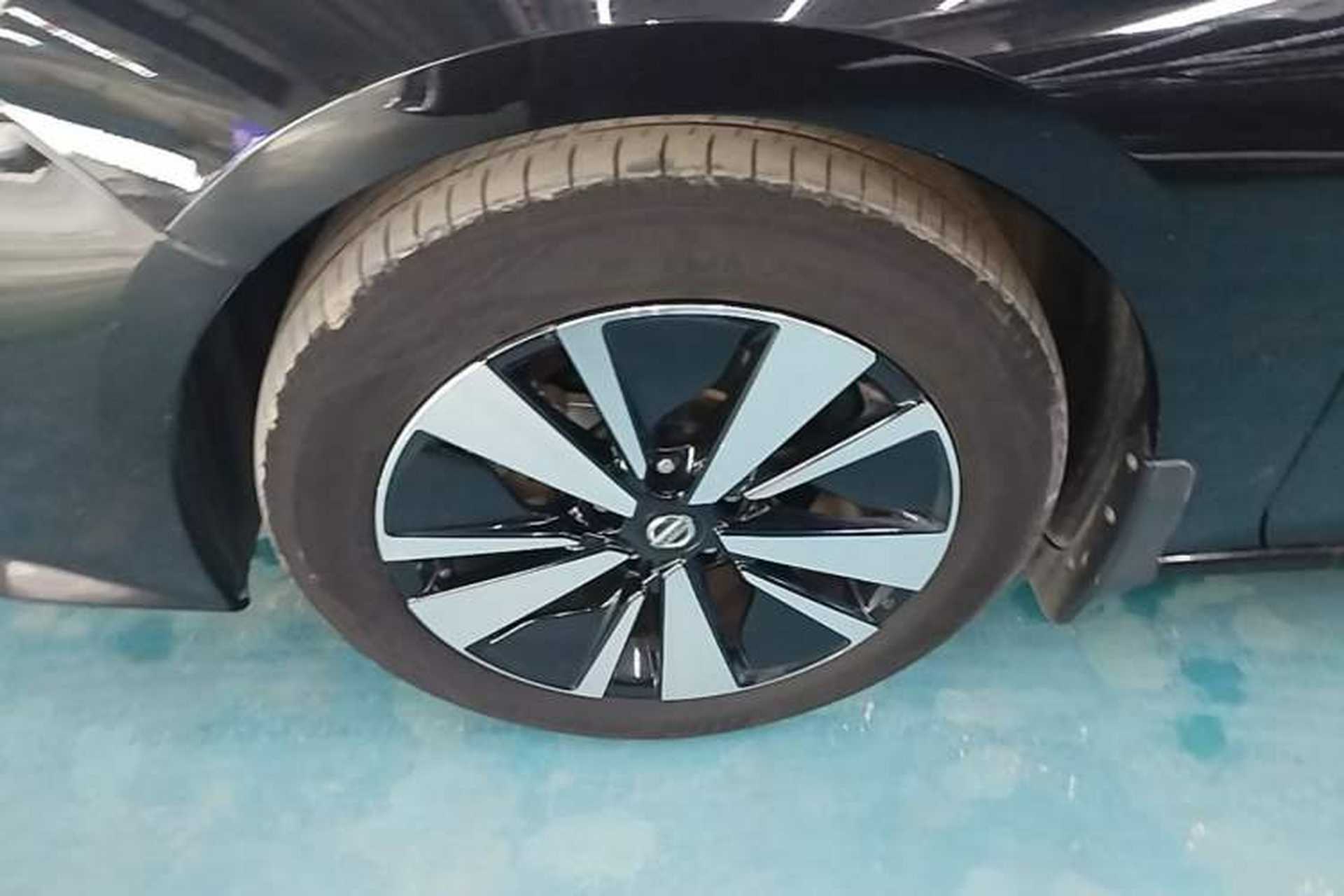 Used Nissan Teana 2021 2.0L XL Comfort Edition Left Front Wheel Hub