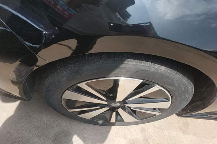 Used Nissan Teana 2021 2.0L XL Comfort Edition Left Front Wheel Hub