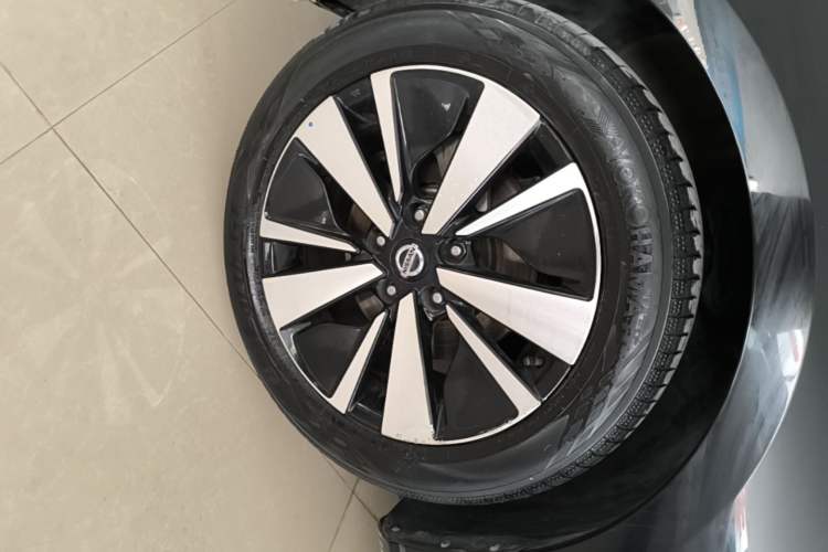 Used Nissan Teana 2021 2.0L XL Comfort Edition Left Front Wheel Hub