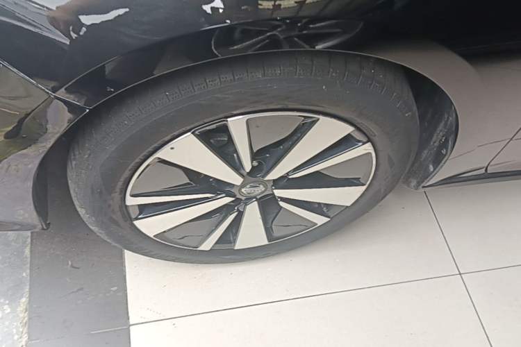 Used Nissan Teana 2021 2.0L XL Comfort Edition Left Front Wheel Hub
