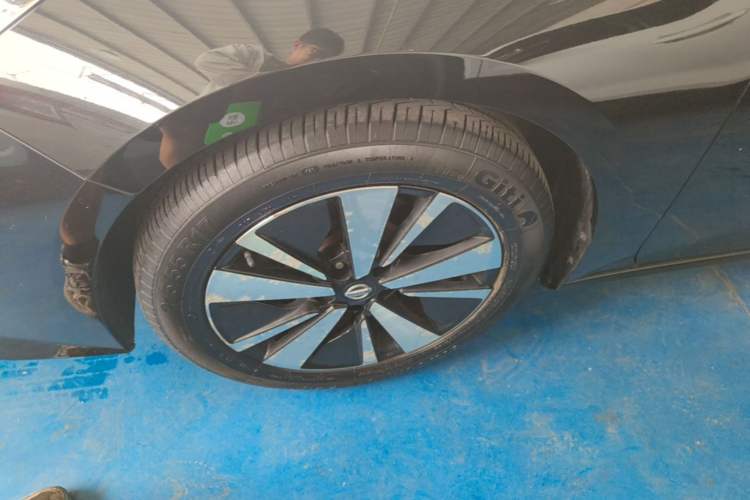 Used Nissan Teana 2021 2.0L XL Comfort Edition Left Front Wheel Hub