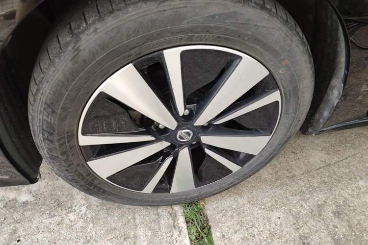 Used Nissan Teana 2021 2.0L XL Comfort Edition Left Front Wheel Hub