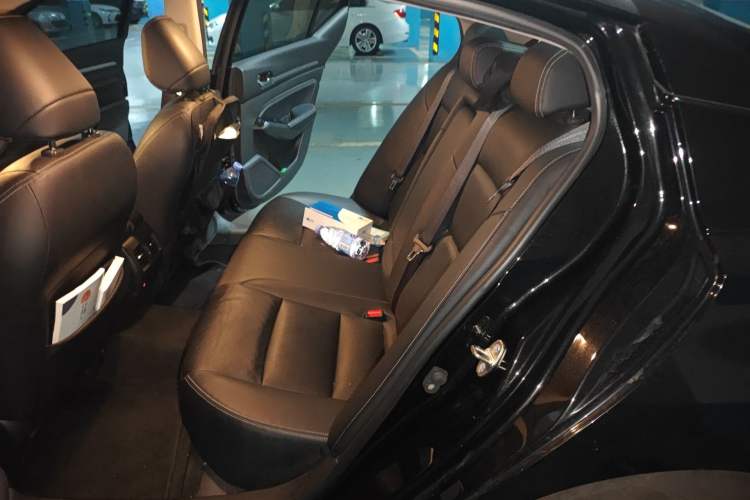 Used Nissan Teana 2021 2.0L XL Upper AD1 Smart Drive & Navigation Edition Left Rear Seat