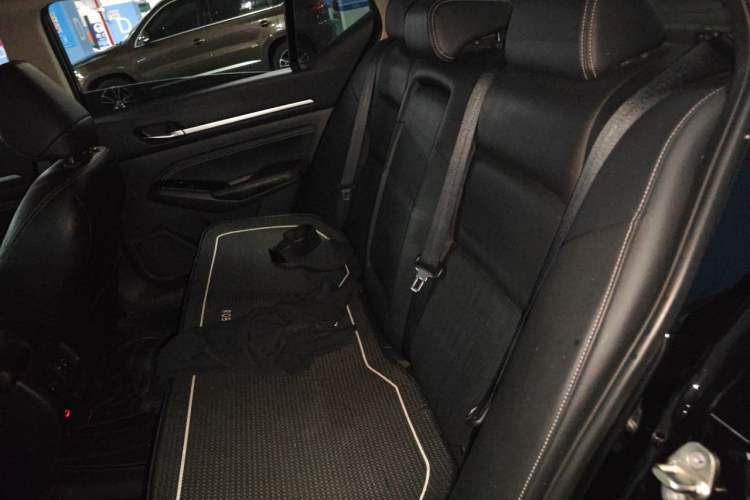 Used Nissan Teana 2021 2.0L XL Upper AD1 Smart Drive & Navigation Edition Left Rear Seat