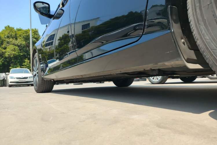 Used Nissan Teana 2021 2.0L XL Comfort Edition Left Side Sill