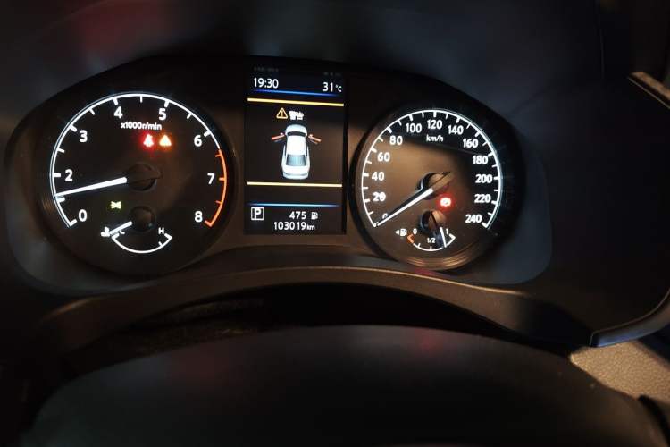Used Nissan Teana 2021 2.0L XL Comfort Edition Odometer Close Up