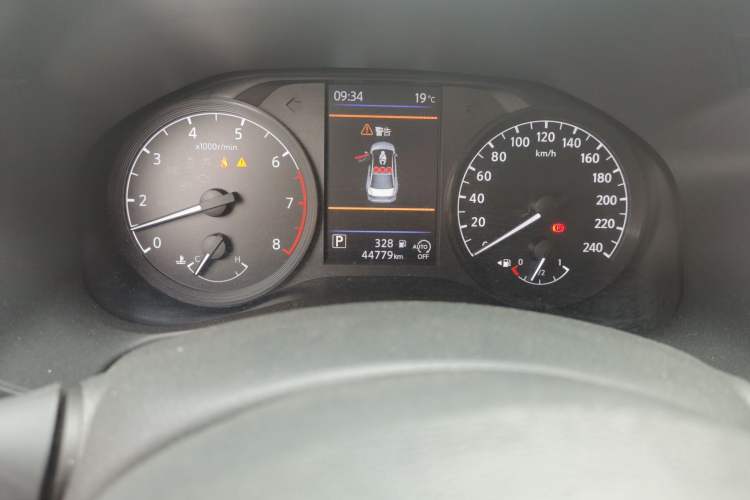 Used Nissan Teana 2021 2.0L XL Comfort Edition Odometer Close Up