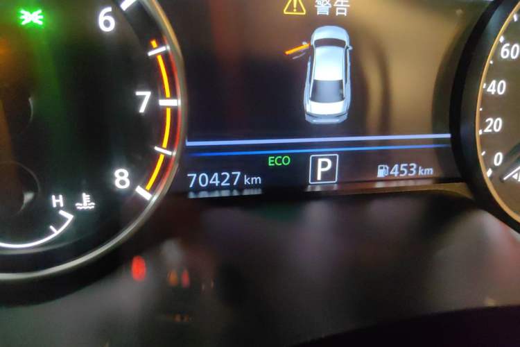 Used Nissan Teana 2021 2.0L XL Upper AD1 Smart Drive & Navigation Edition Odometer Close Up