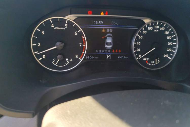 Used Nissan Teana 2021 2.0L XL Upper AD1 Smart Drive & Navigation Edition Odometer Close Up