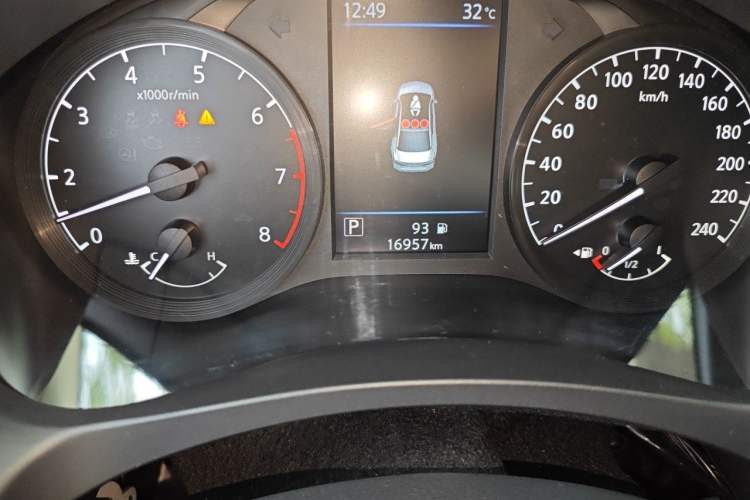 Used Nissan Teana 2021 2.0L XL Comfort Edition Odometer Close Up