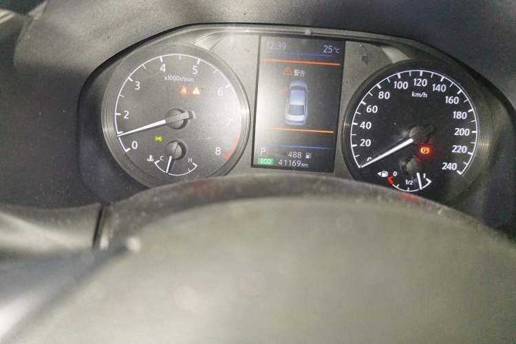 Used Nissan Teana 2021 2.0L XL Comfort Edition Odometer Close Up
