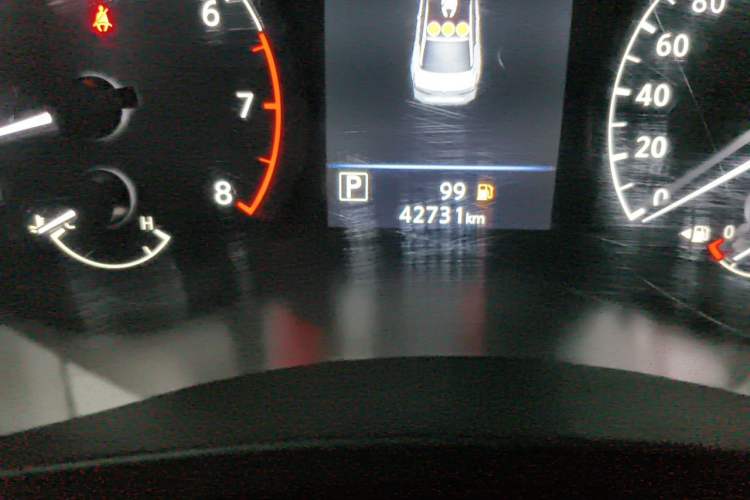 Used Nissan Teana 2021 2.0L XL Comfort Edition Odometer Close Up