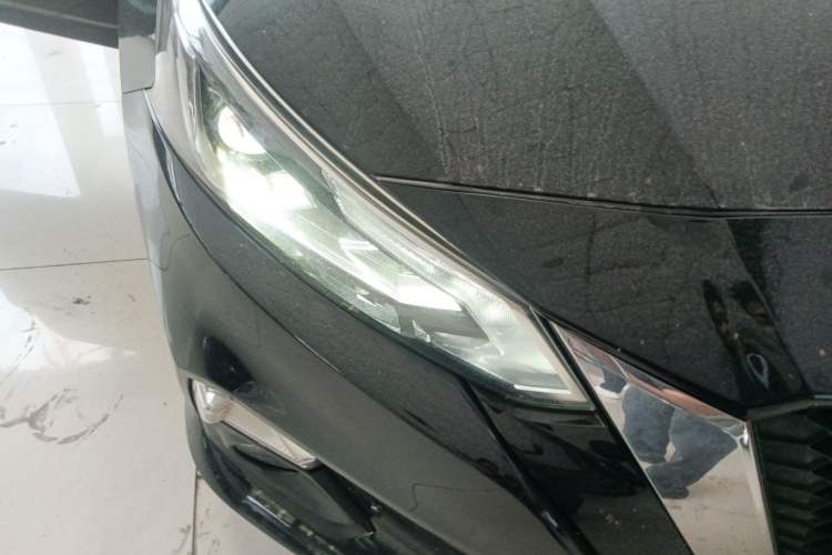 Used Nissan Teana 2021 2.0L XL Comfort Edition Right Front Headlight