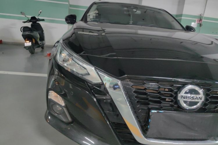 Used Nissan Teana 2021 2.0L XL Upper AD1 Smart Drive & Navigation Edition Right Front Headlight