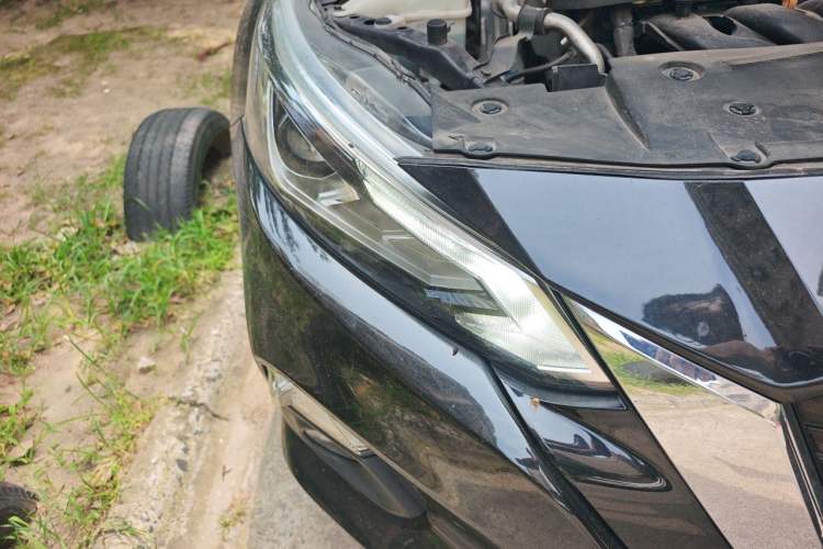 Used Nissan Teana 2021 2.0L XL Comfort Edition Right Front Headlight