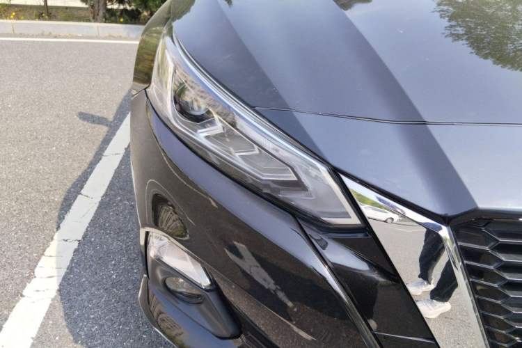 Used Nissan Teana 2021 2.0L XL Comfort Edition Right Front Headlight
