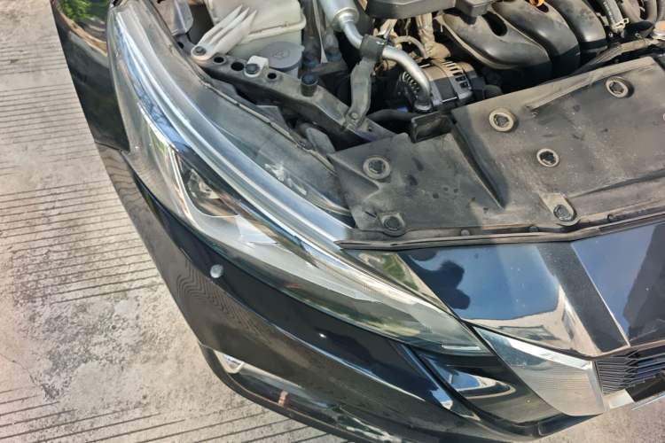 Used Nissan Teana 2021 2.0L XL Comfort Edition Right Front Headlight