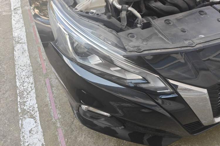 Used Nissan Teana 2021 2.0L XL Comfort Edition Right Front Headlight