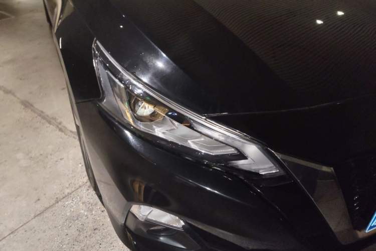 Used Nissan Teana 2021 2.0L XL Comfort Edition Right Front Headlight