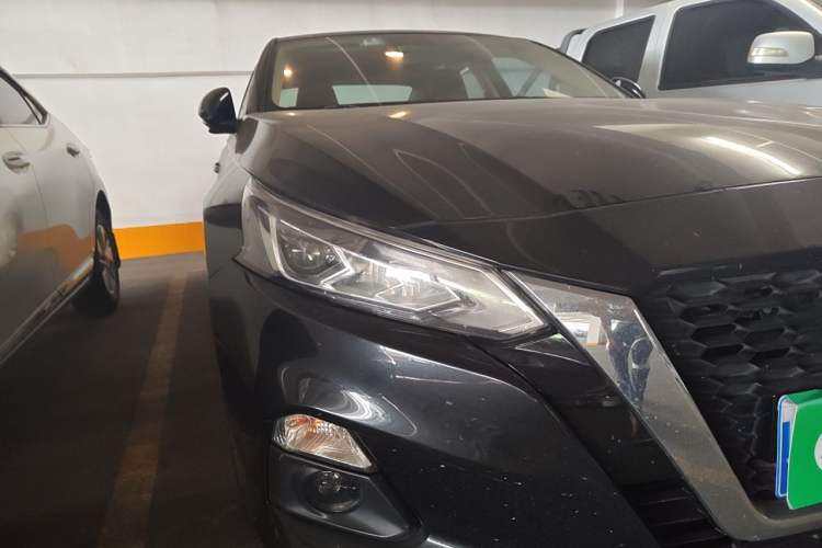 Used Nissan Teana 2021 2.0L XL Comfort Edition Right Front Headlight