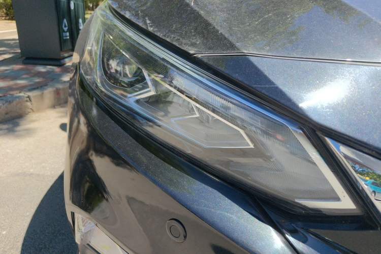 Used Nissan Teana 2021 2.0L XL Comfort Edition Right Front Headlight