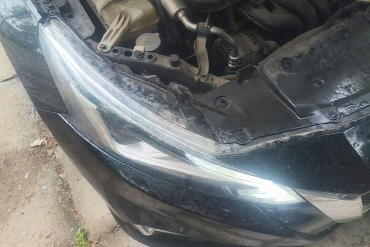 Used Nissan Teana 2021 2.0L XL Comfort Edition Right Front Headlight