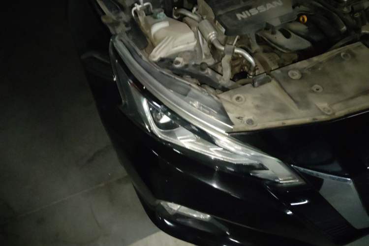 Used Nissan Teana 2021 2.0L XL Upper AD1 Smart Drive & Navigation Edition Right Front Headlight