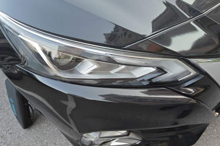 Used Nissan Teana 2021 2.0L XL Comfort Edition Right Front Headlight