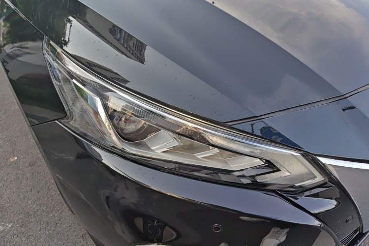 Used Nissan Teana 2021 2.0L XL Comfort Edition Right Front Headlight