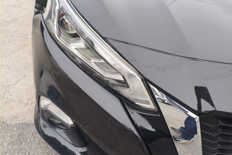 Used Nissan Teana 2021 2.0L XL Comfort Edition Right Front Headlight