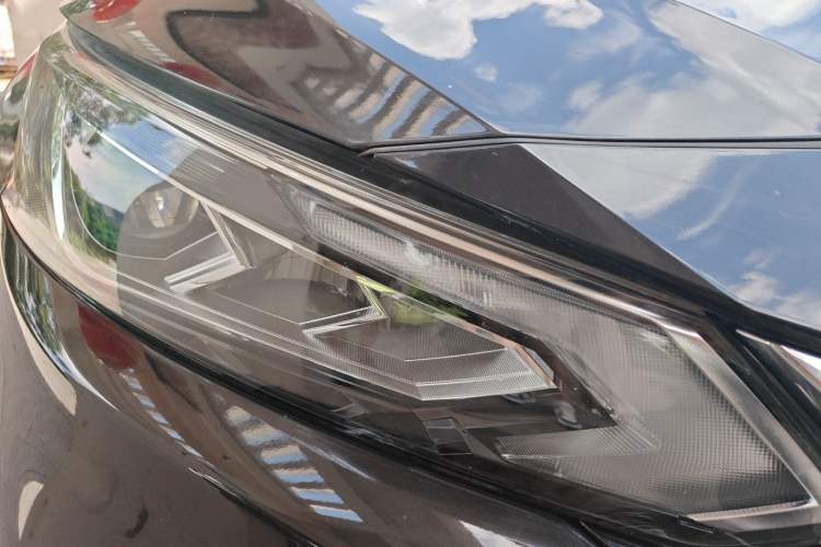 Used Nissan Teana 2021 2.0L XL Comfort Edition Right Front Headlight
