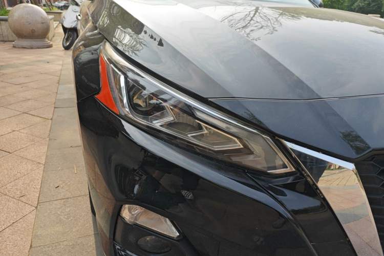 Used Nissan Teana 2021 2.0L XL Comfort Edition Right Front Headlight