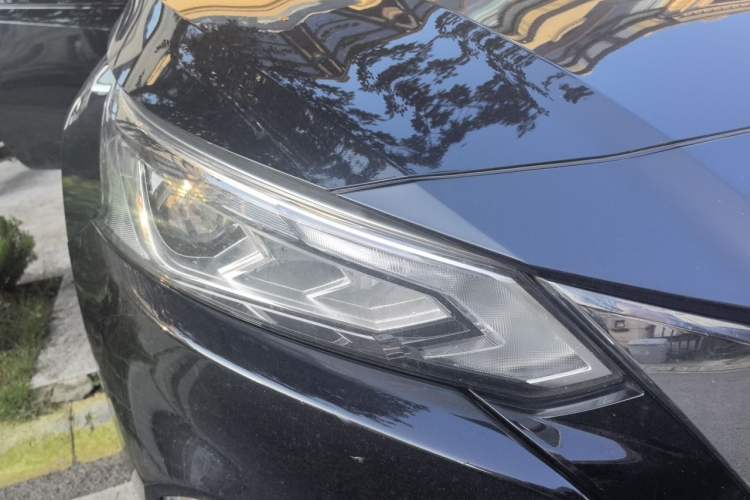 Used Nissan Teana 2021 2.0L XL Comfort Edition Right Front Headlight