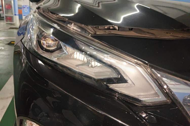 Used Nissan Teana 2021 2.0L XL Upper AD1 Smart Drive & Navigation Edition Right Front Headlight