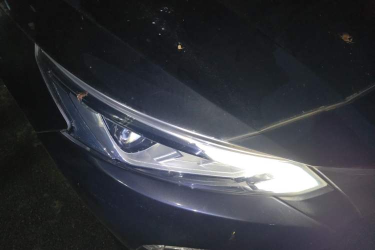 Used Nissan Teana 2021 2.0L XL Comfort Edition Right Front Headlight