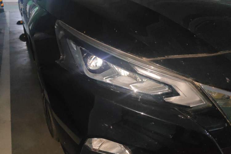 Used Nissan Teana 2021 2.0L XL Comfort Edition Right Front Headlight