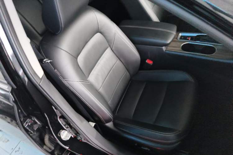 Used Nissan Teana 2021 2.0L XL Comfort Edition Right Front Seat